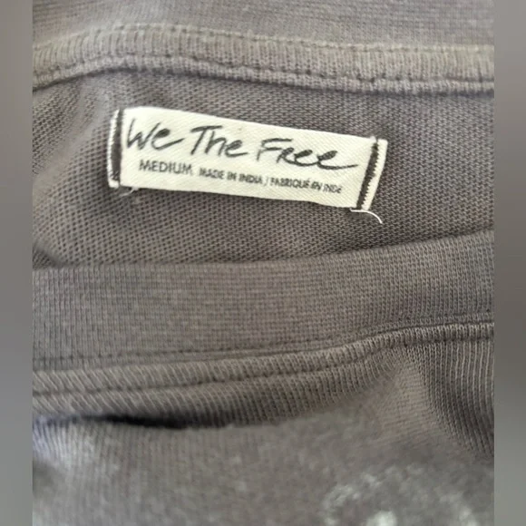 We the Free Shirt sleeved tunic like tshirt - Picture 6 of 8